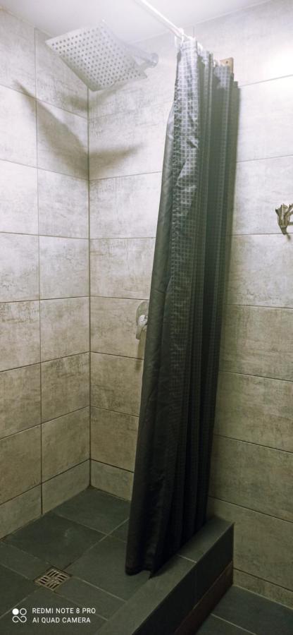 Old Town Cute Flat 2 Beds 2 Baths Appartement Riga Buitenkant foto